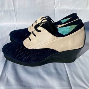 Thierry Rabotin 'Celtic' Two-Tone Wedge Oxford Women’s Shoes Size 38-1/2